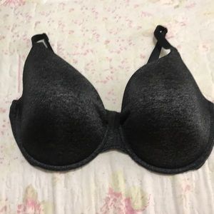 Victoria Secrets 38 DDD bra